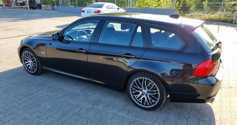 BMW Seria 3 cena 26000 przebieg: 224450, rok produkcji 2012 z Wieliczka małe 254